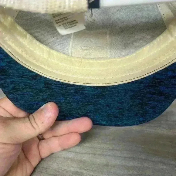 RVCA SnapBack Cap Hat Trucker trendy camo like Blue Black White mesh - Picture 7 of 7